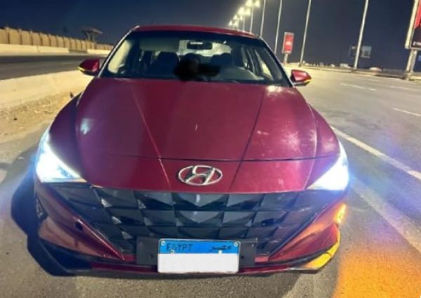 Hyundai Elantra CN7 2021