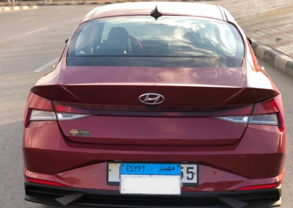 Hyundai Elantra CN7 2021