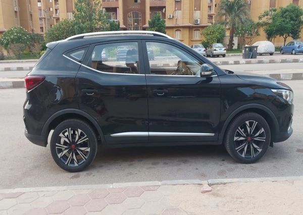 MG - ZS Luxury (2021)