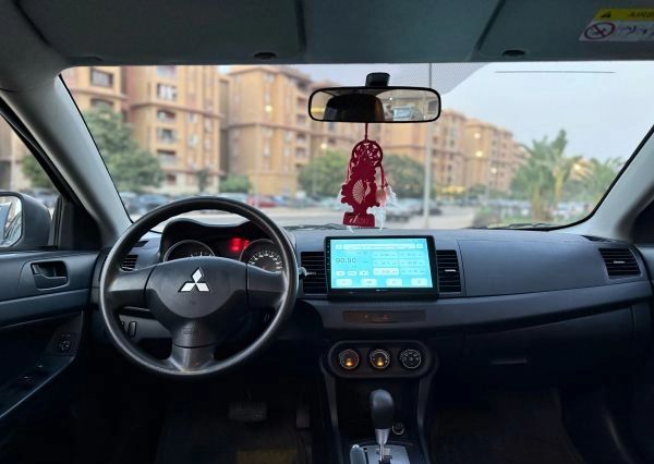 Mitsubishi -  Lancer (2016)