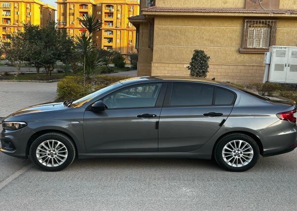 Fiat -Tipo (2022)