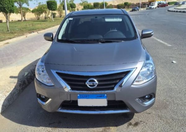 Nissan Sunny  (2025)