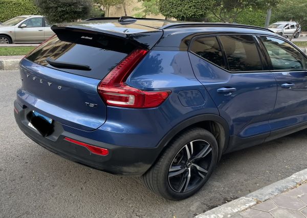 VOLVO-XC 40( 2021 )