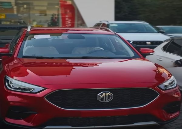 MG ZS (2025)